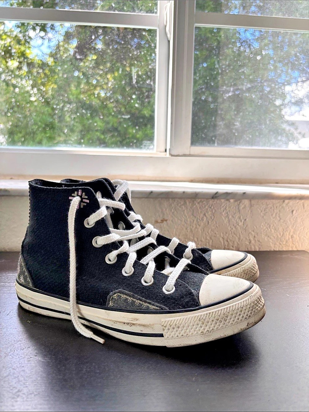 Converse Chuck Taylor All Star Black & White High Top Sneakers